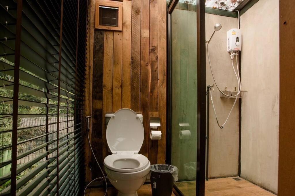 Wilderness Treehouse Villa Doi Saket Luaran gambar