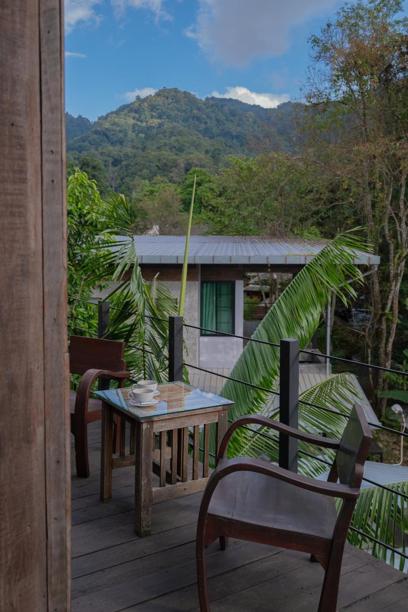 Wilderness Treehouse Villa Doi Saket Luaran gambar