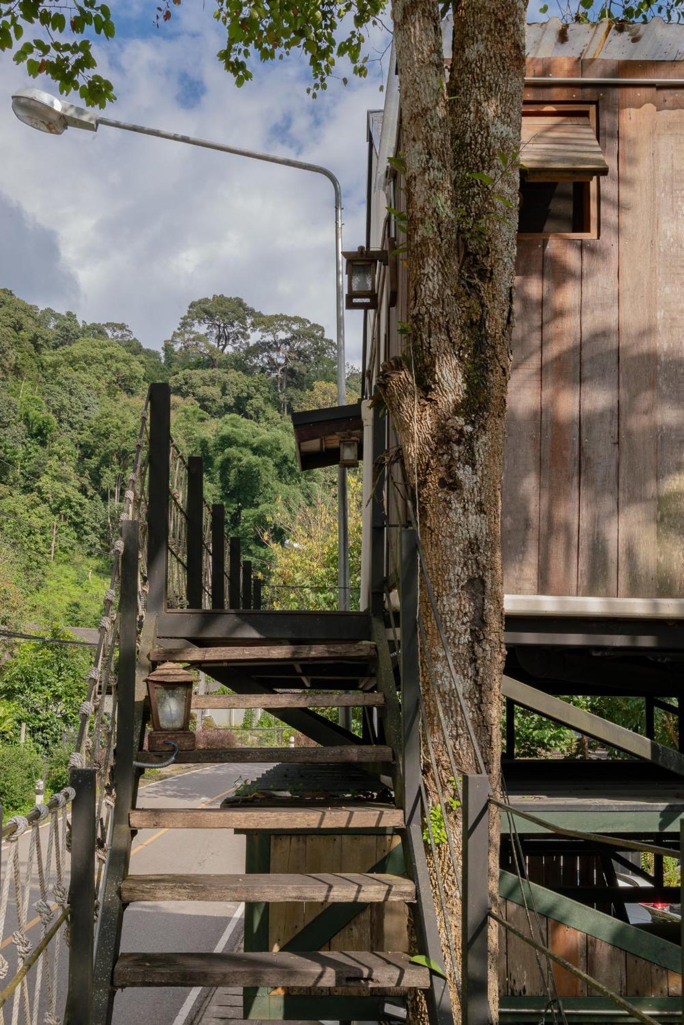 Wilderness Treehouse Villa Doi Saket Luaran gambar