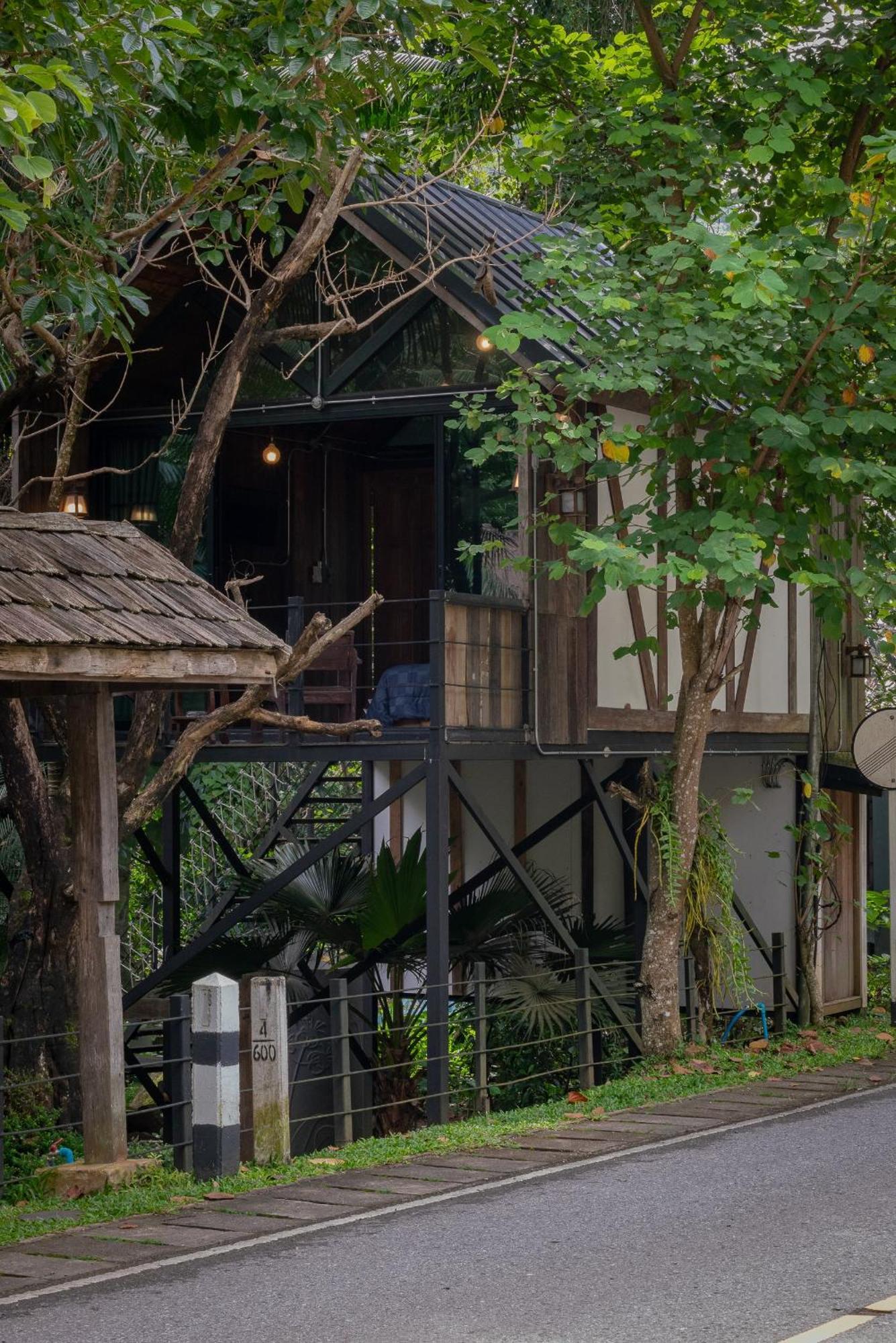 Wilderness Treehouse Villa Doi Saket Luaran gambar